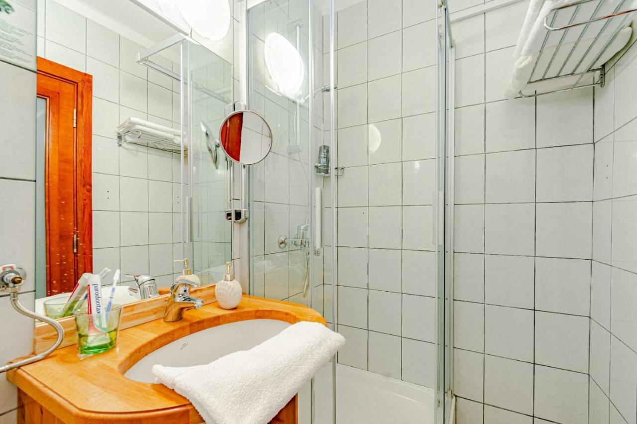 Hotel Dalmacija Vela Luka Dış mekan fotoğraf